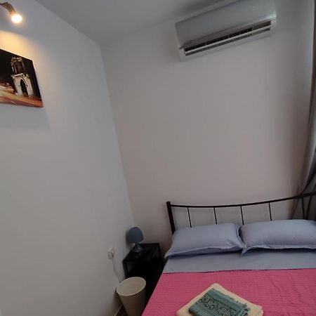 Pure Urban Acropolis Metro Petralona Apartment Athena Bagian luar foto