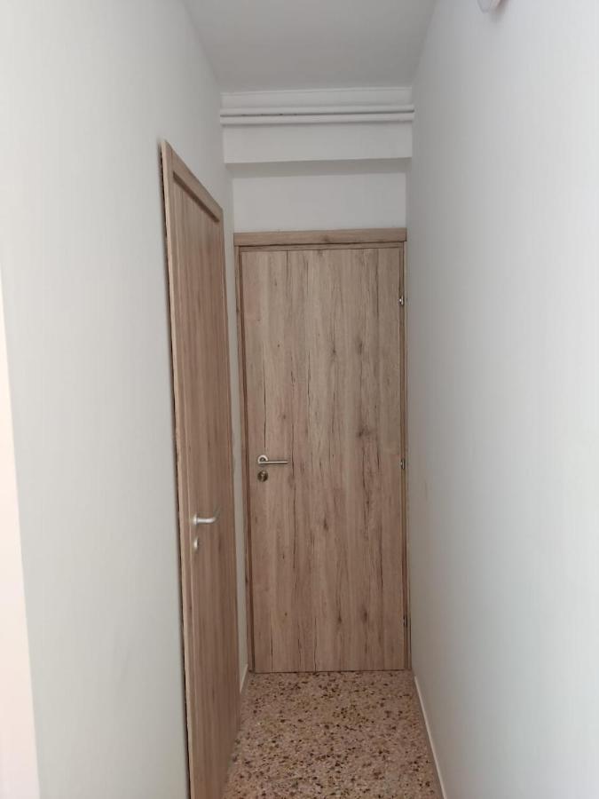 Pure Urban Acropolis Metro Petralona Apartment Athena Bagian luar foto