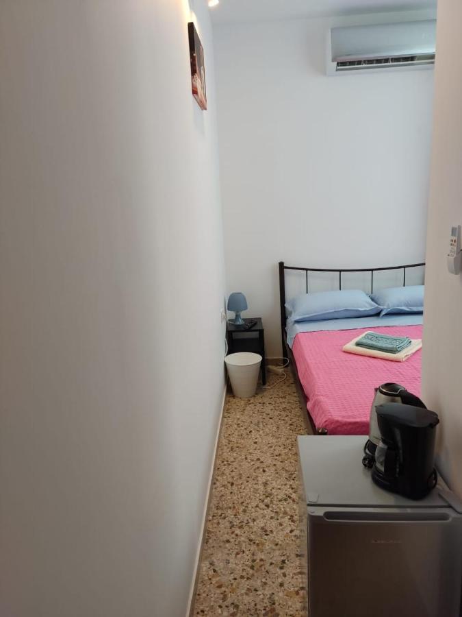 Pure Urban Acropolis Metro Petralona Apartment Athena Bagian luar foto