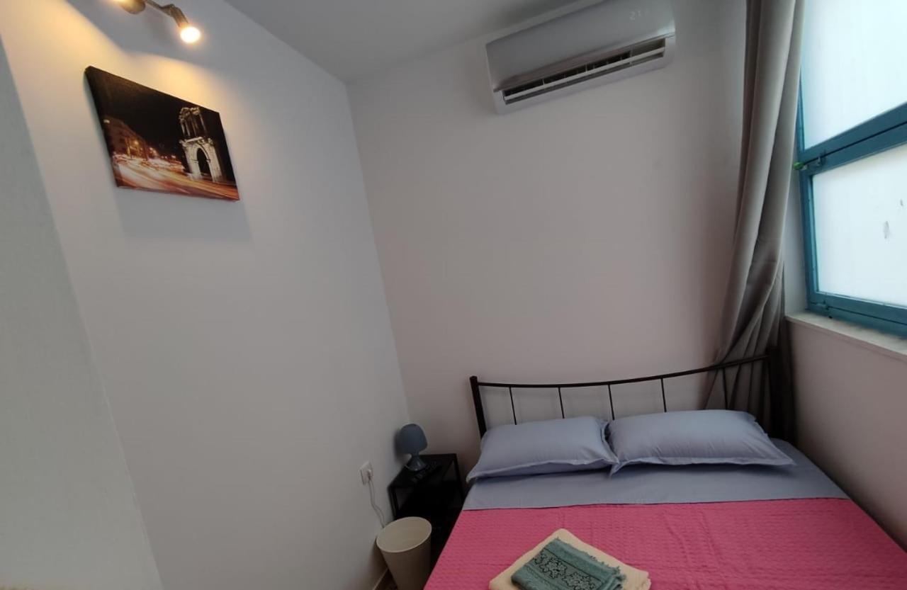 Pure Urban Acropolis Metro Petralona Apartment Athena Bagian luar foto